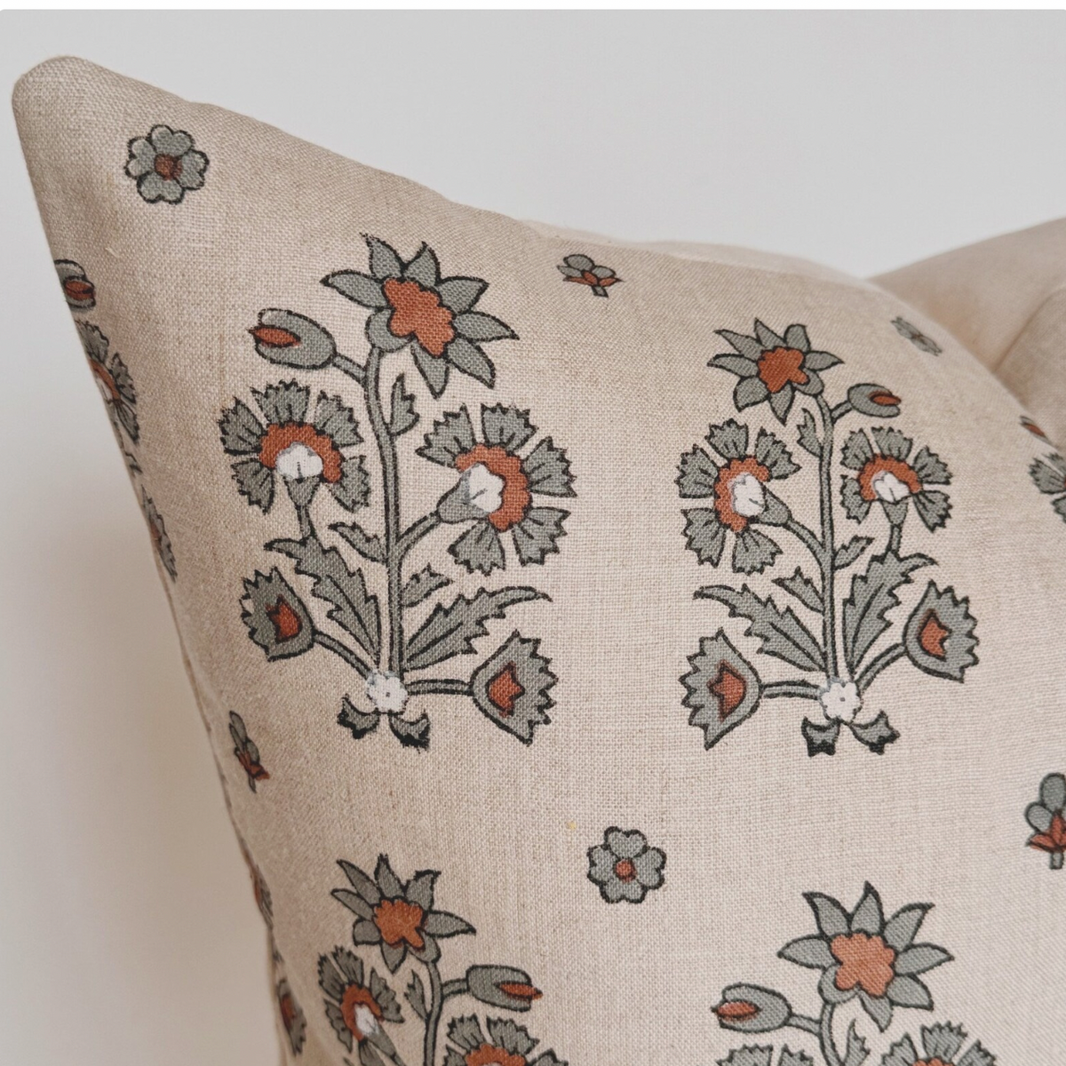 Tessa Floral Pillow Cover